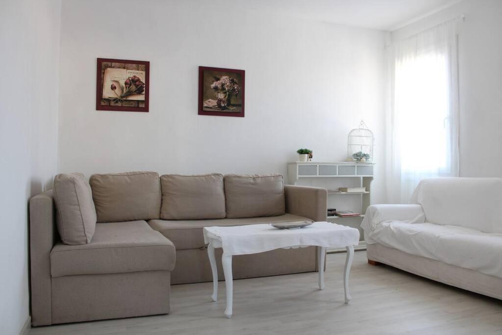 Apartment With Terrace In Chioggia'S Main Square Exterior foto