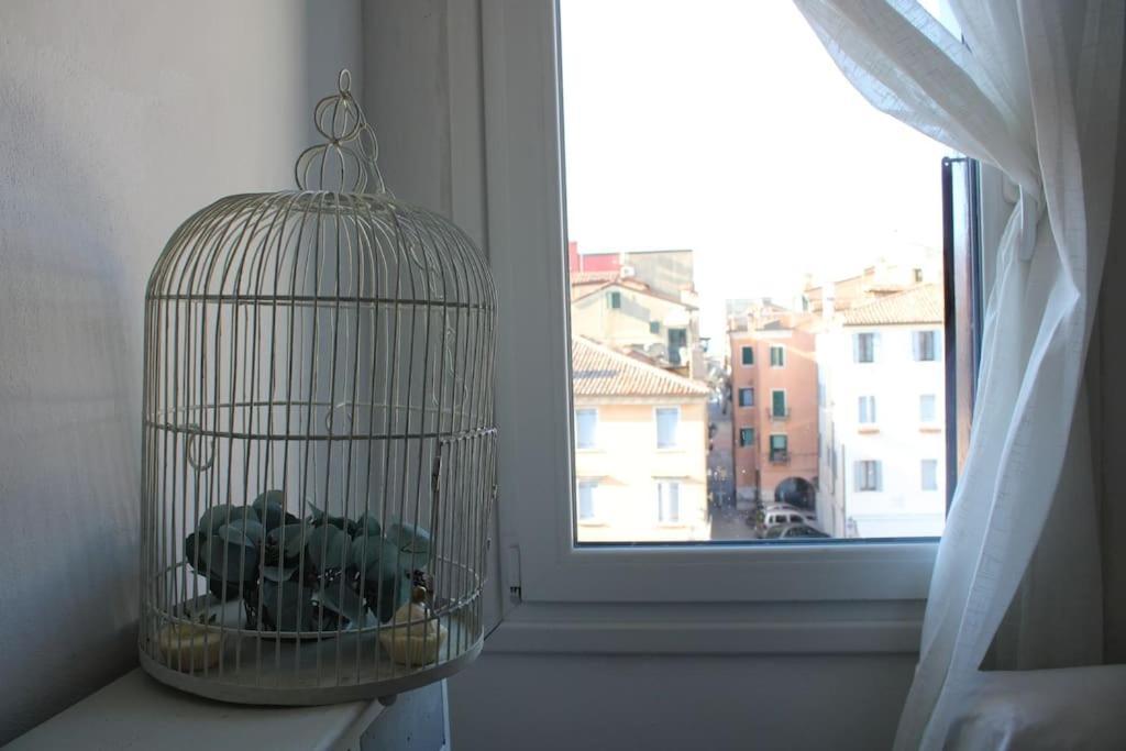 Apartment With Terrace In Chioggia'S Main Square Exterior foto